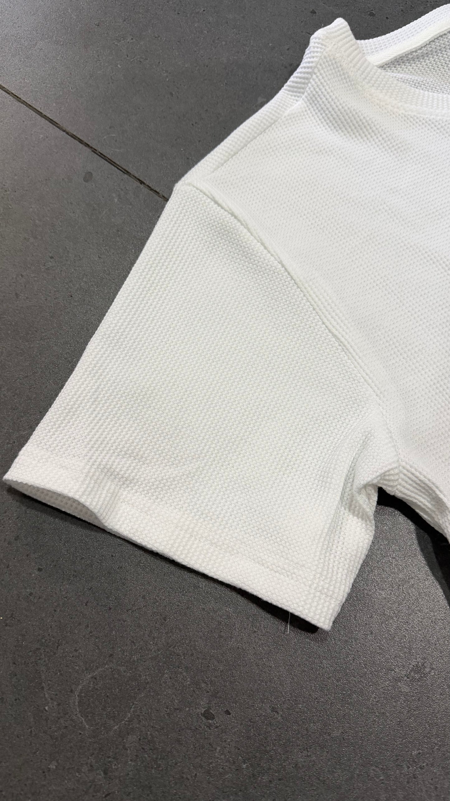 CAMISETA TEXTURIZADA WAFFLE